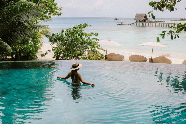 All‑Inclusive Luxury Honeymoon Retreat – Maldives