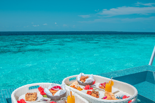 All‑Inclusive Luxury Honeymoon Retreat – Maldives